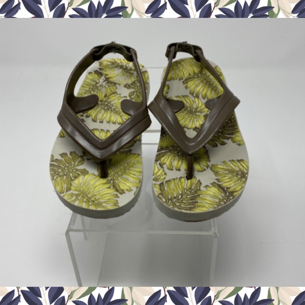 TOYS ‘R’ US Boy’s Sandals - Size 5/6